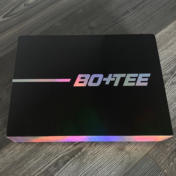 SOLD Bo + Tee Workout Set! NEW WITH TAGS - Picture 5 of 5